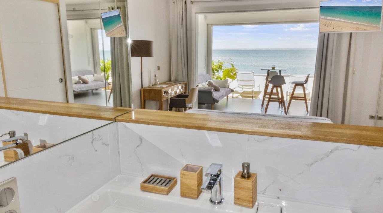 Official Page "Residence Bleu Marine" - Sea View Apartments & Studios - Saint-Martin French Side Grand Case Exteriör bild
