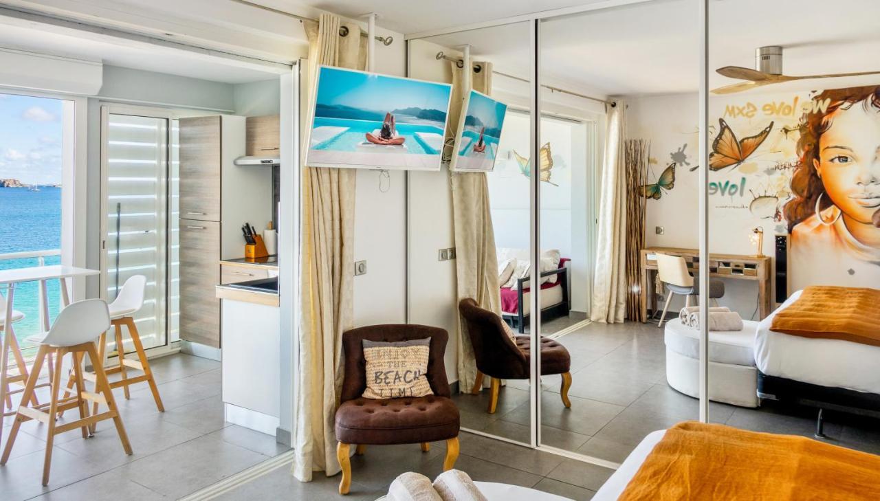 Official Page "Residence Bleu Marine" - Sea View Apartments & Studios - Saint-Martin French Side Grand Case Exteriör bild