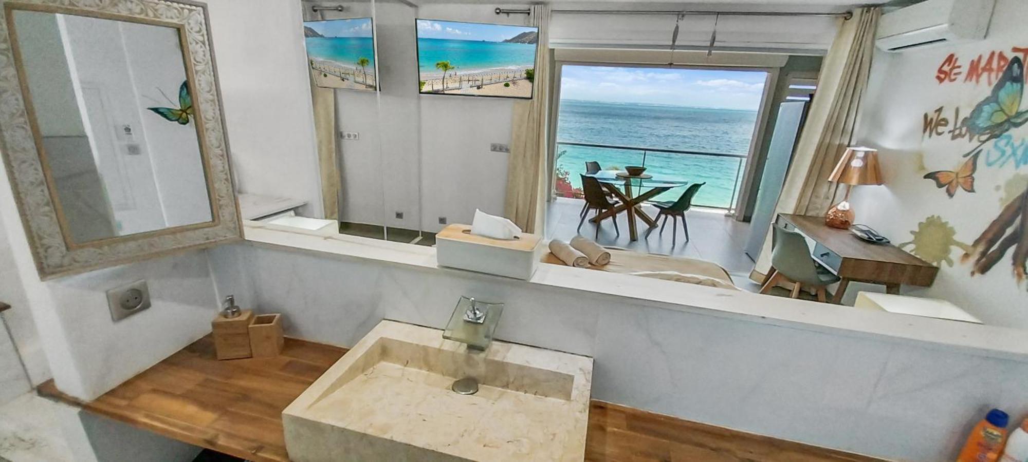 Official Page "Residence Bleu Marine" - Sea View Apartments & Studios - Saint-Martin French Side Grand Case Exteriör bild