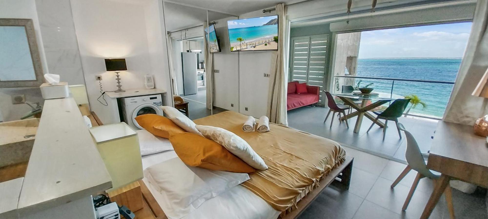 Official Page "Residence Bleu Marine" - Sea View Apartments & Studios - Saint-Martin French Side Grand Case Exteriör bild