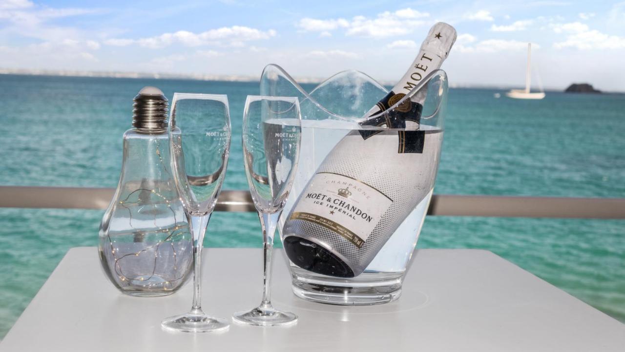 Official Page "Residence Bleu Marine" - Sea View Apartments & Studios - Saint-Martin French Side Grand Case Exteriör bild