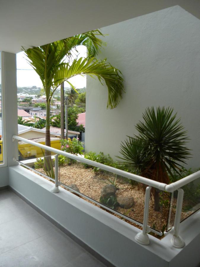 Official Page "Residence Bleu Marine" - Sea View Apartments & Studios - Saint-Martin French Side Grand Case Exteriör bild